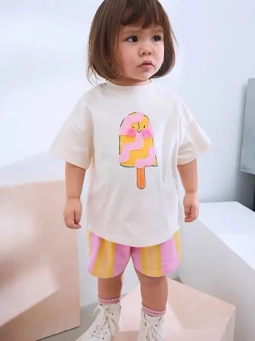 Kız çocuk spor giyim takımı